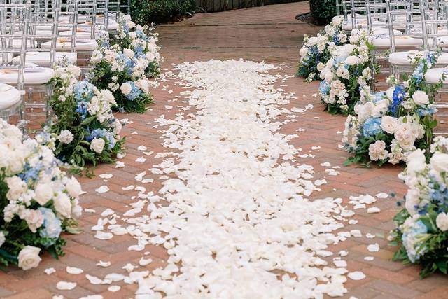 Aisle floral