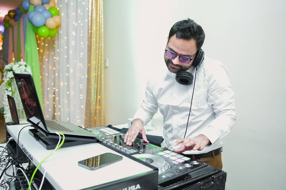 DJ JAY Singh