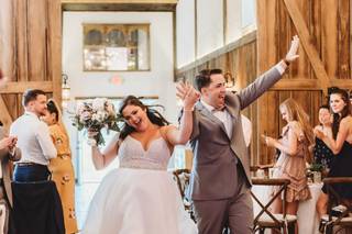 Wedding DJs & Wedding Reception DJ - WeddingWire