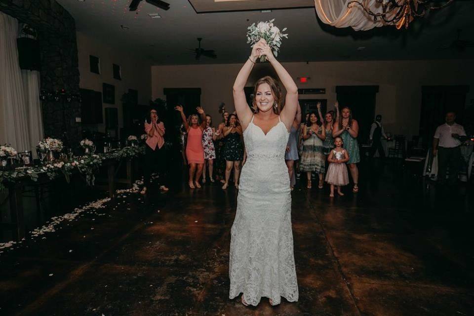 Bouquet toss