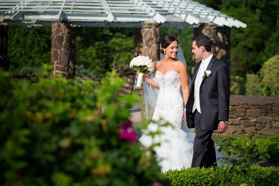 Strapless wedding dress