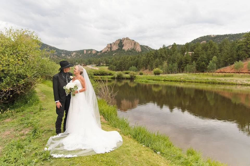 Mountain View Ranch by Wedgewood Weddings