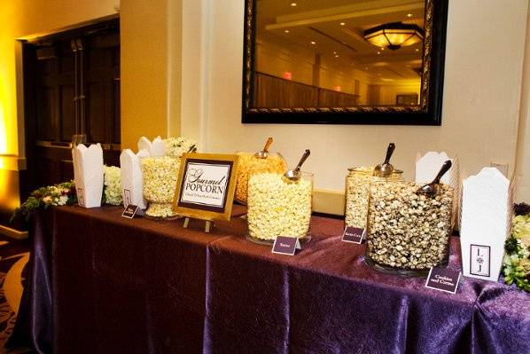 Popcorn station