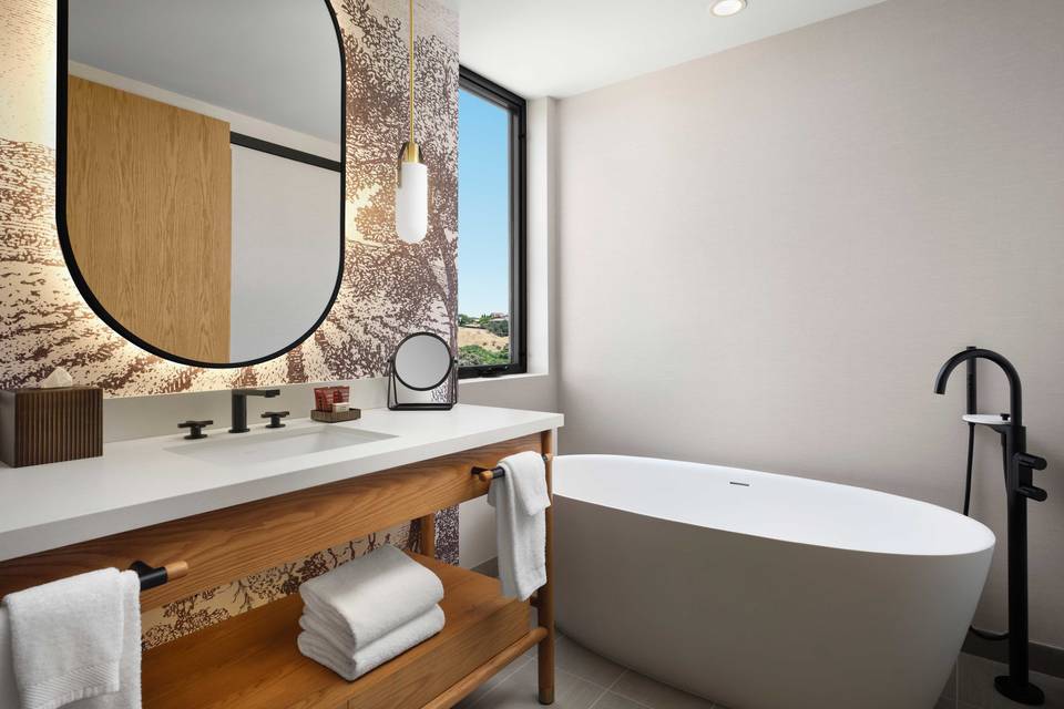 King Suite Bathroom
