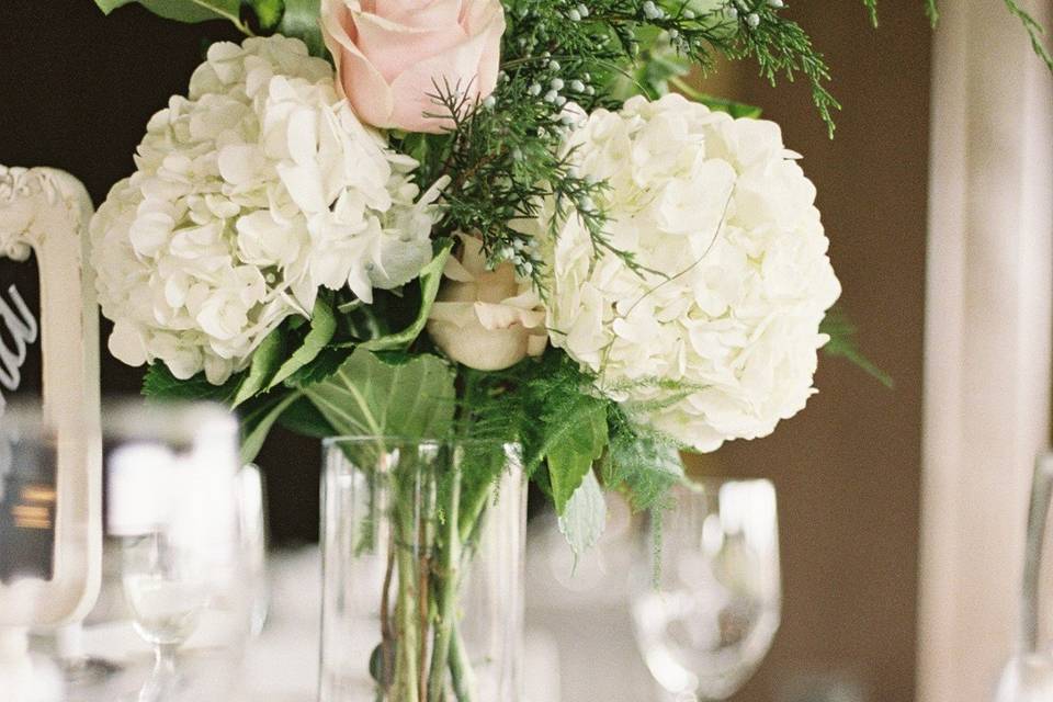 Southern Knot Weddings & Floral Design