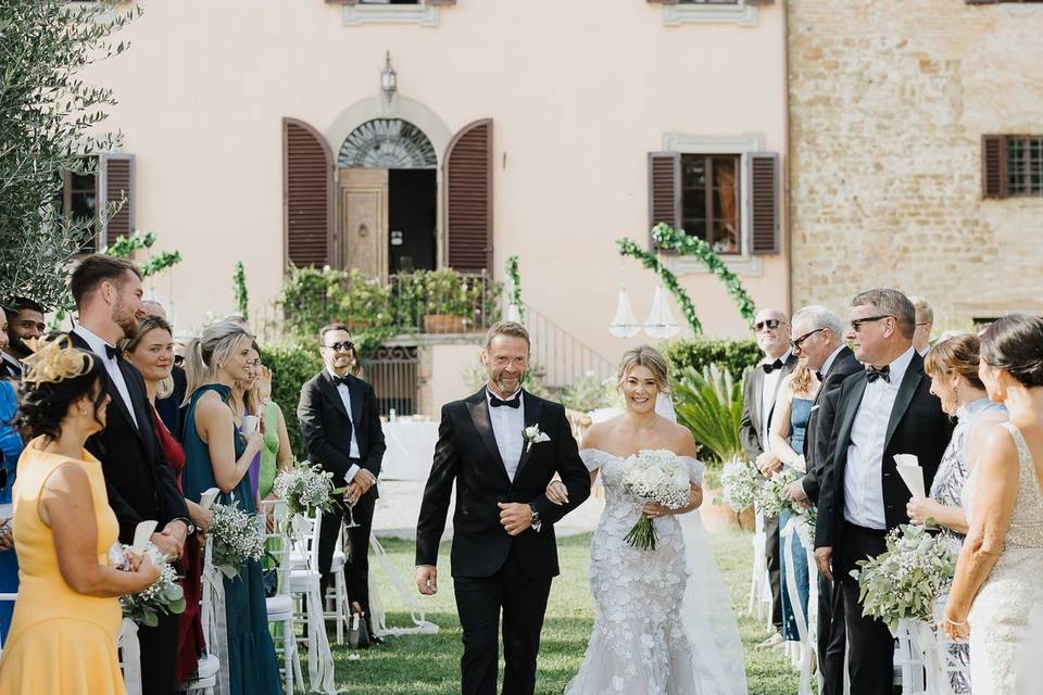 ENTRANCE TO CEREMONY