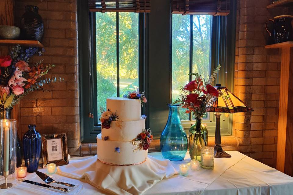 Cake by North Pond
