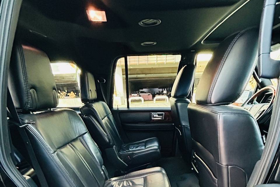 Interior Lincoln Navigators