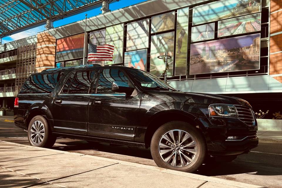 Lincoln Navigator SUV