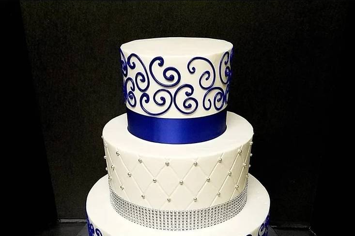 Buttercream with fabric ribbon