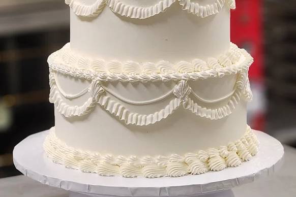 Vintage buttercream cake