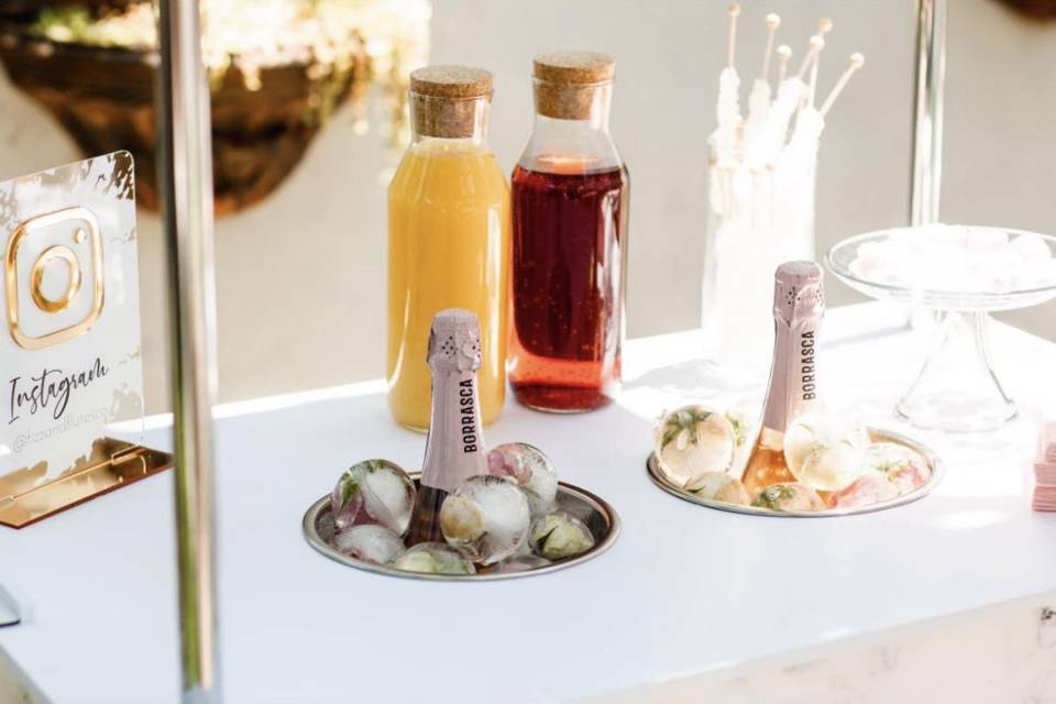 Mimosa bar