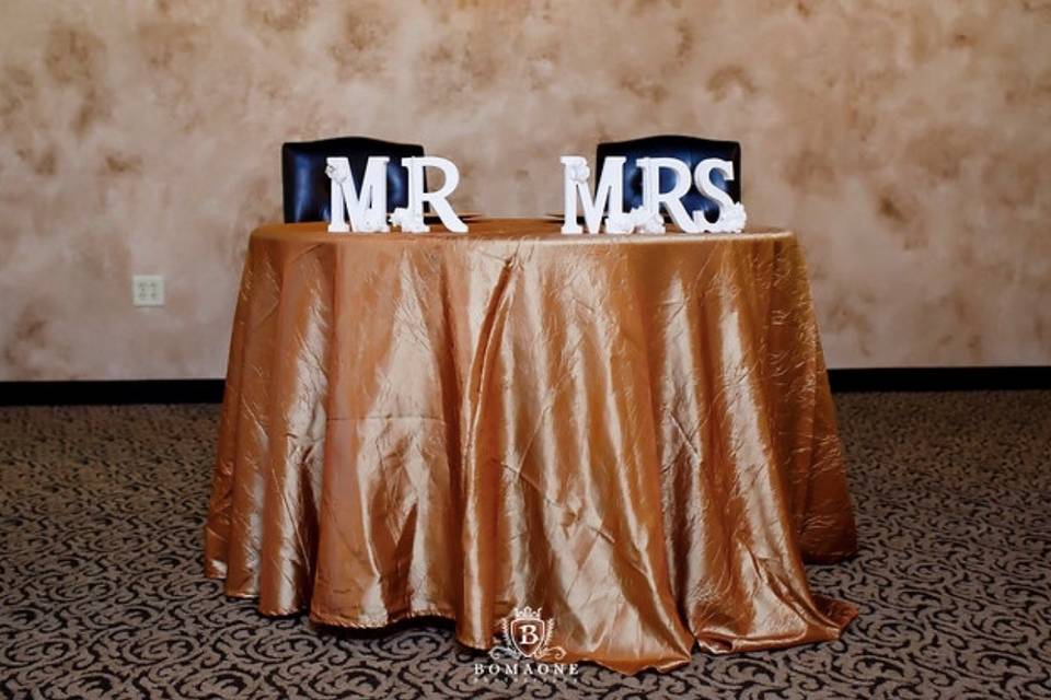 Table for the newlyweds