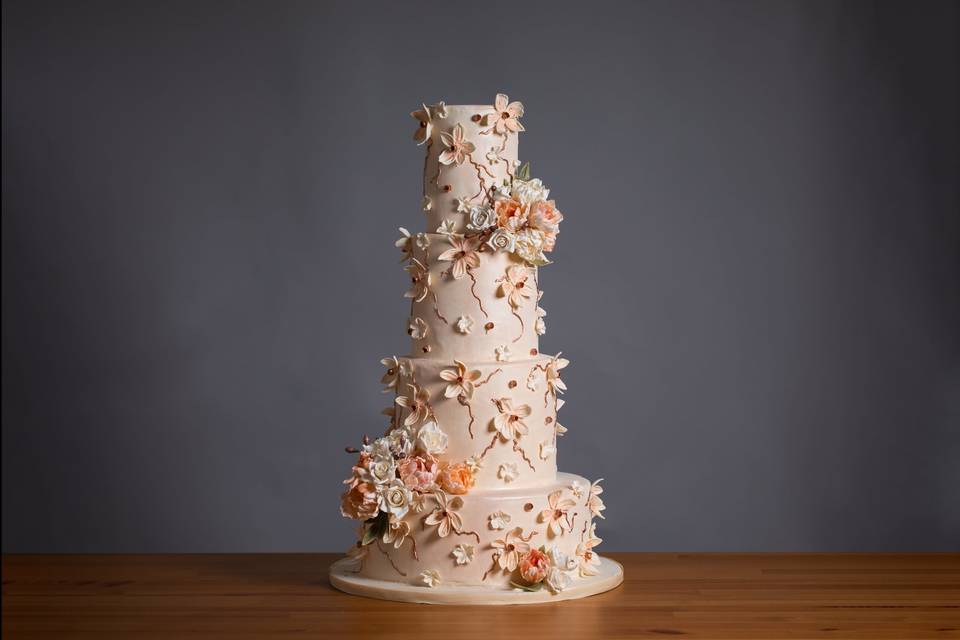 Floral wedding cake