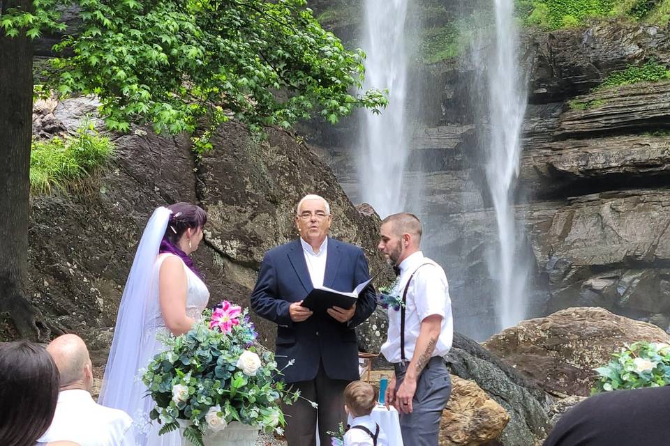Toccoa Falls wedding