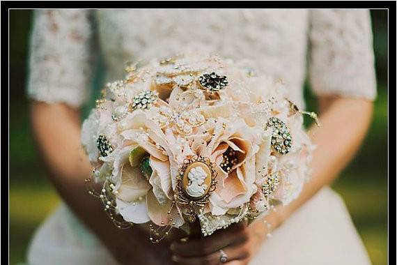Vintage Bridal Brooch Bouquet 11