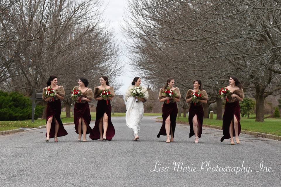 Lisa Marie Photography, Inc.