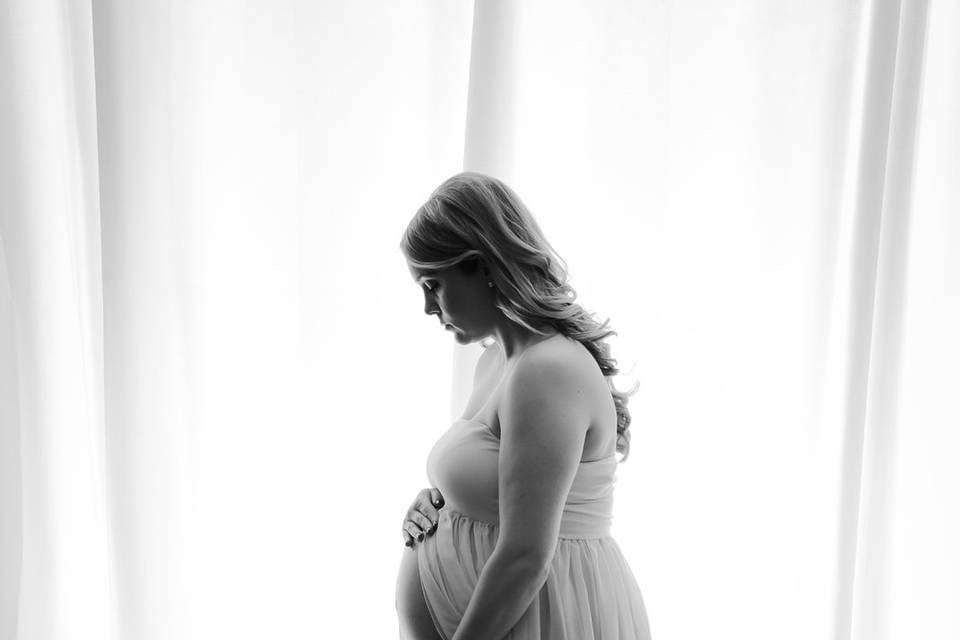 Maternity-Lisa Marie Photo