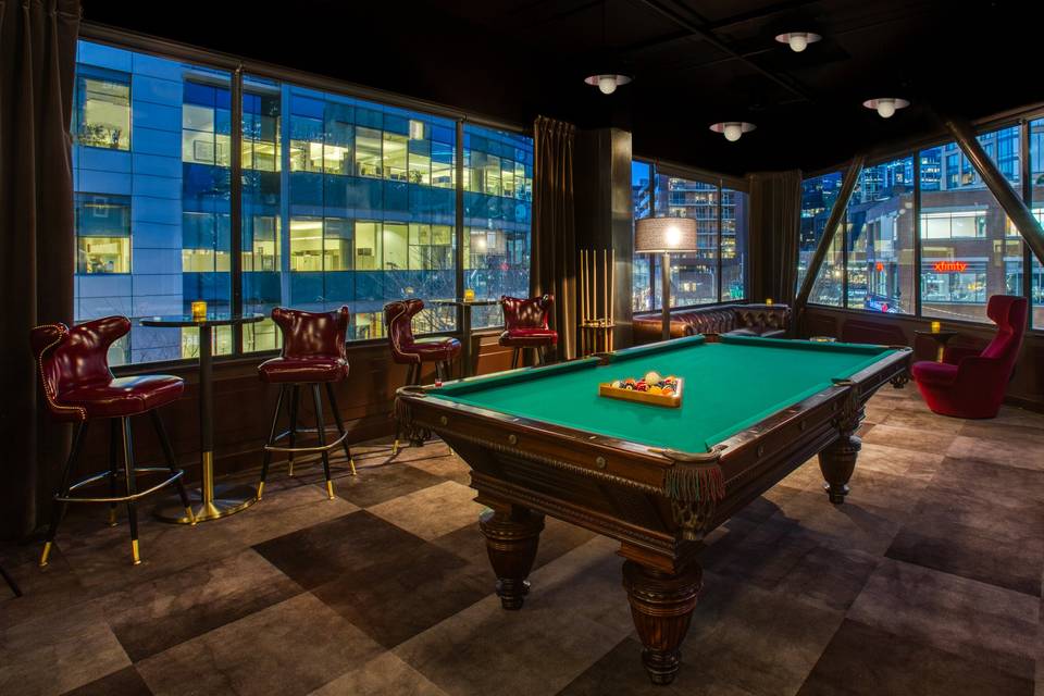 Gold Dust Room pool table