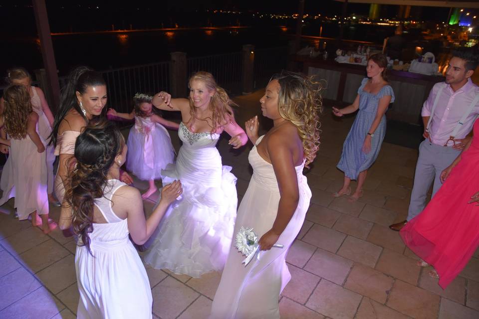 Bride and her ladies on the dance floor