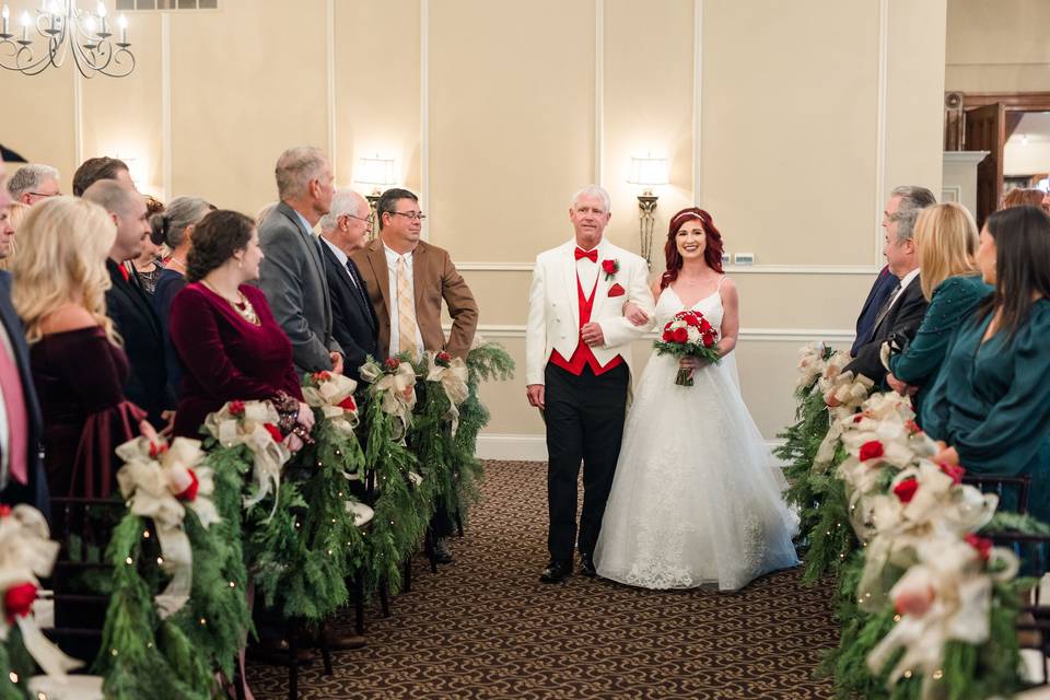 Vineyard Room walk down aisle