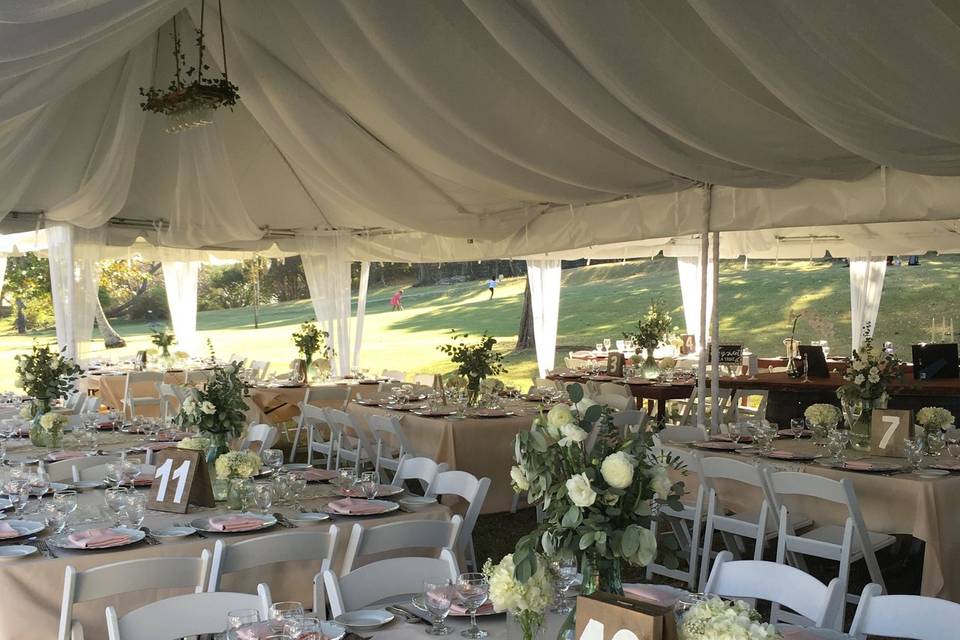 Poolside cocktail reception