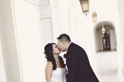 wedding shot at the Pasadena City Hall