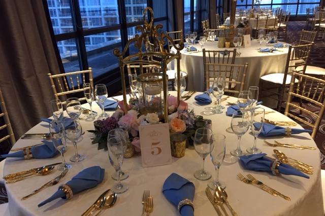 Blue and Gold Tablescape