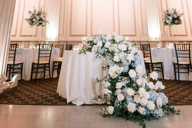 Sweetheart Table