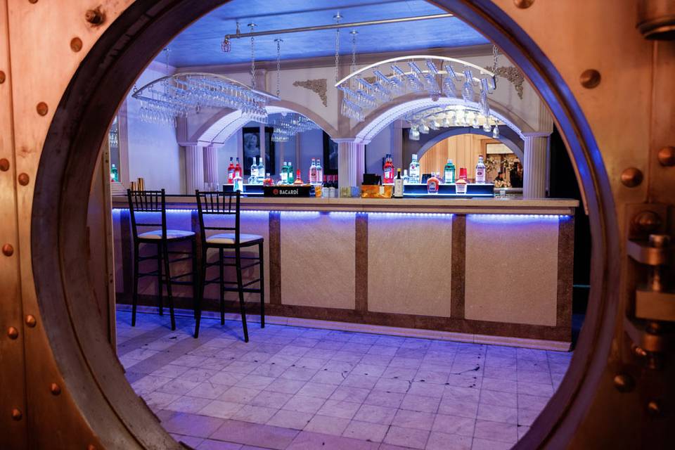 Vault Bar