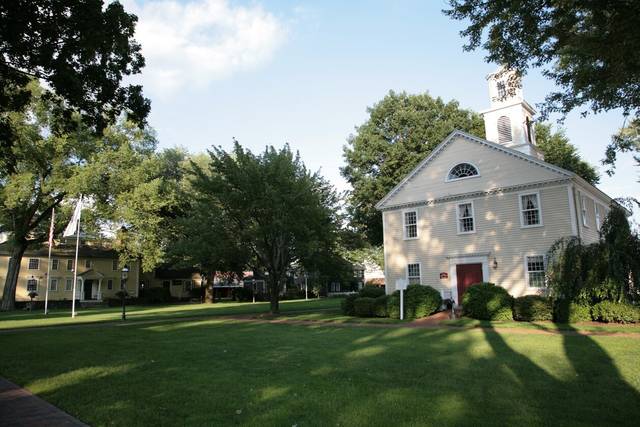 Storrowton Tavern & Carriage House