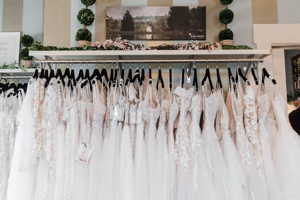 Wedding Angels Bridal Boutique - Dress & Attire - Roswell, GA - WeddingWire