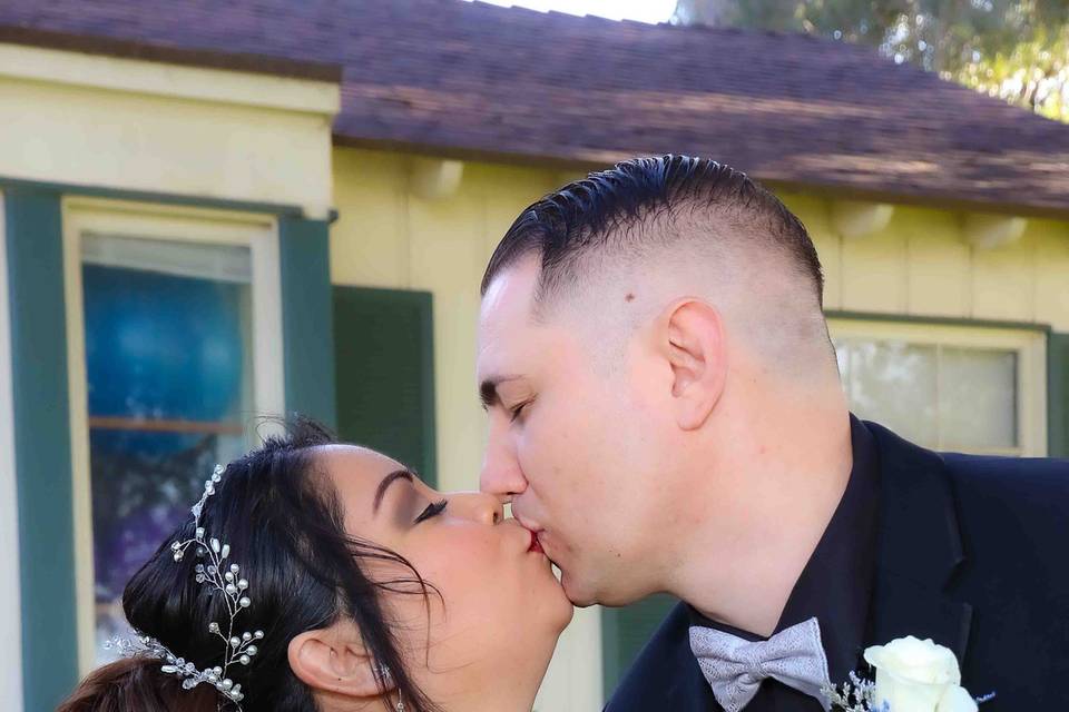 Love's Kiss