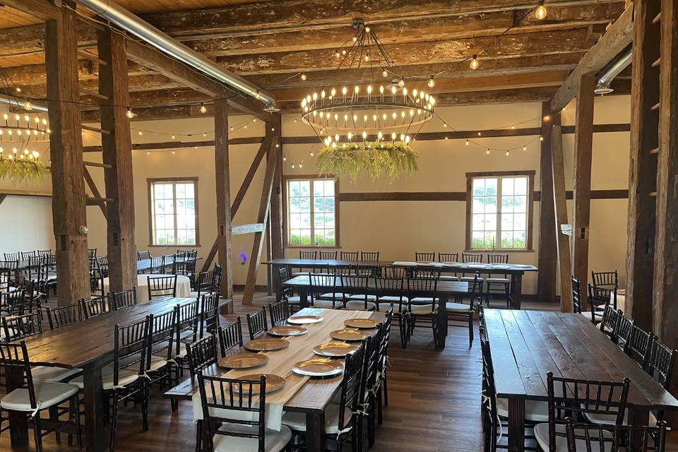 Oak Farm Tables