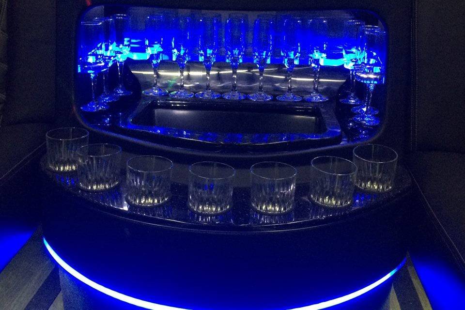 Party Bus Bar