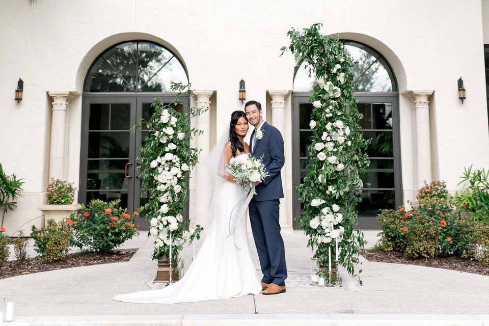 Floral columns at Alfond