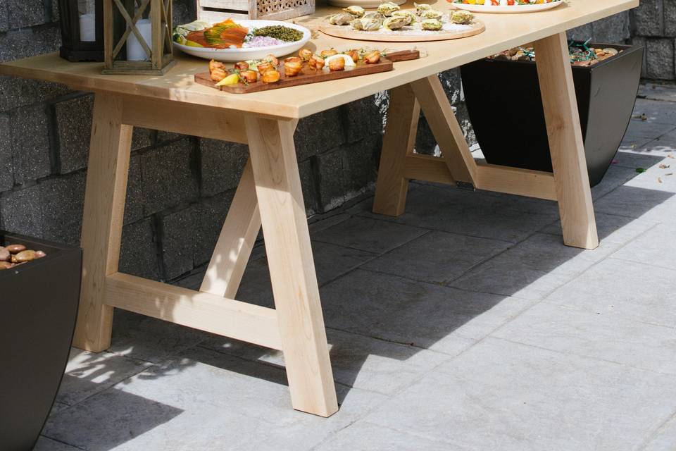Outdoor food station
