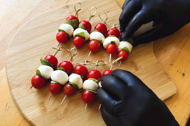CAPRESE SKEWERS