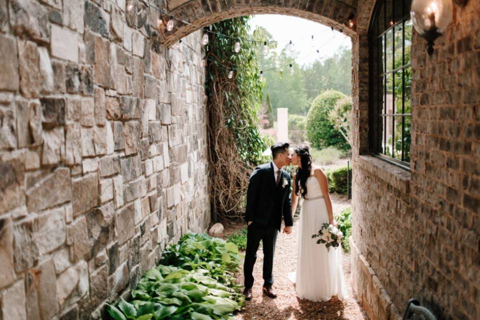 Mansion Newlywed Portrait