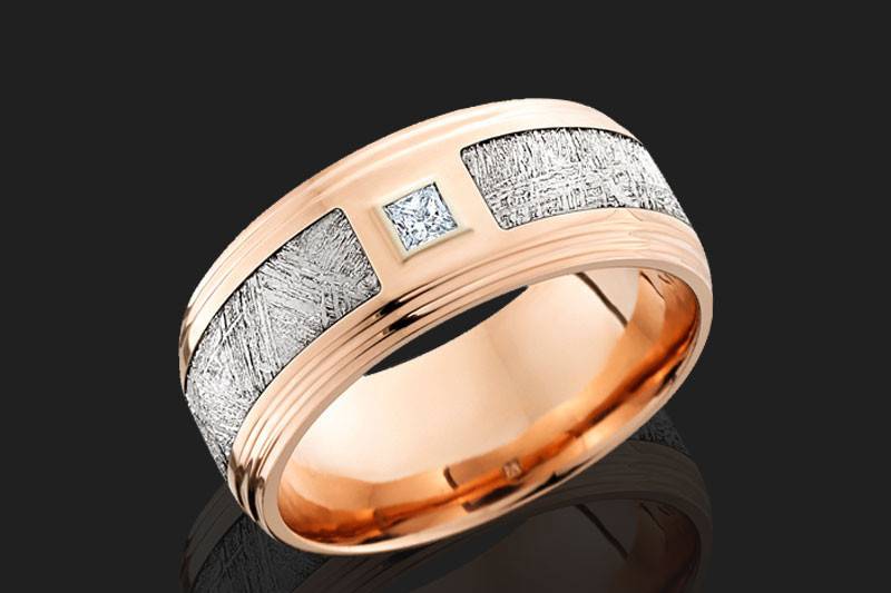 Gold and silver wedding band