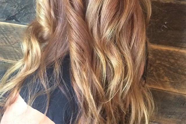 Lavender and Lace Salon