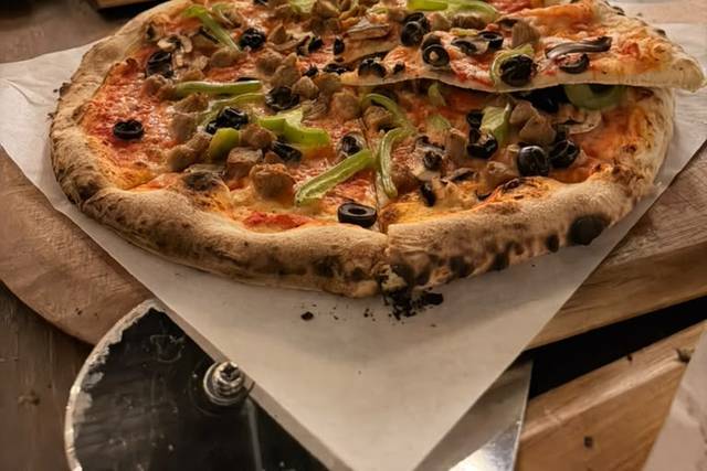 Evergreen Pizza