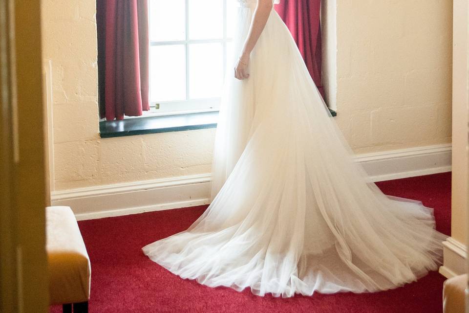 Brides walking up the steps