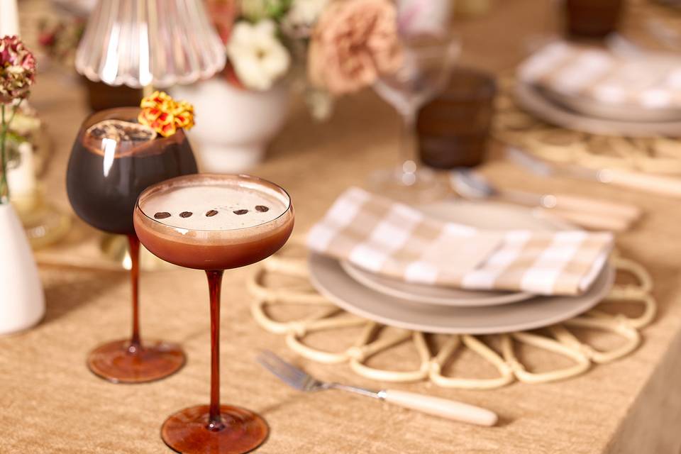 Cocktails tablescape