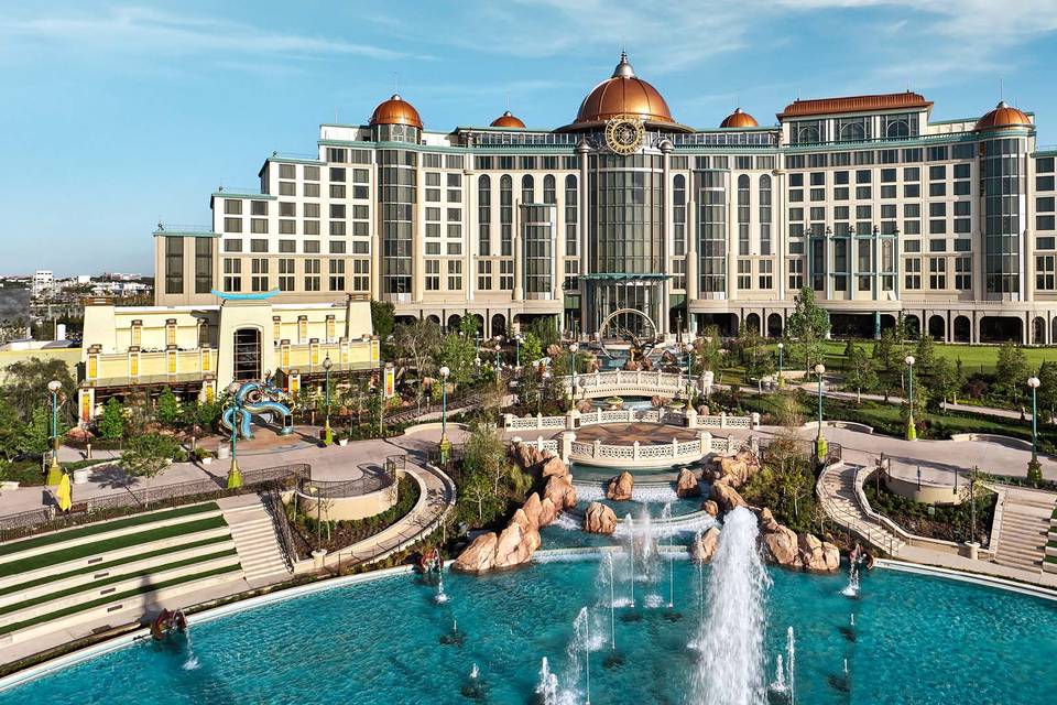 Universal Helios Grand Hotel, a Loews Hotel