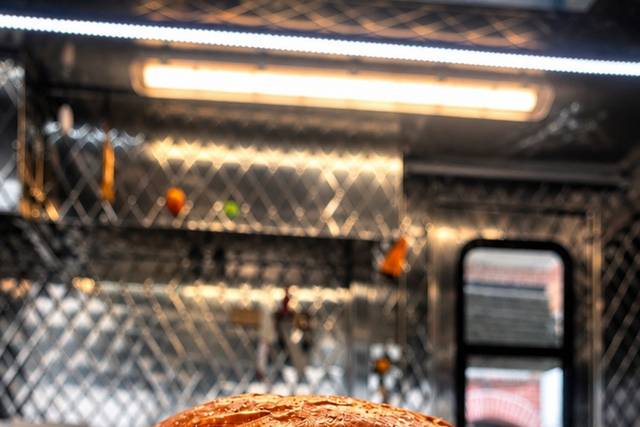 21_breakfast_Hank_Arties_breakfast_burger_upload_ready.jpg