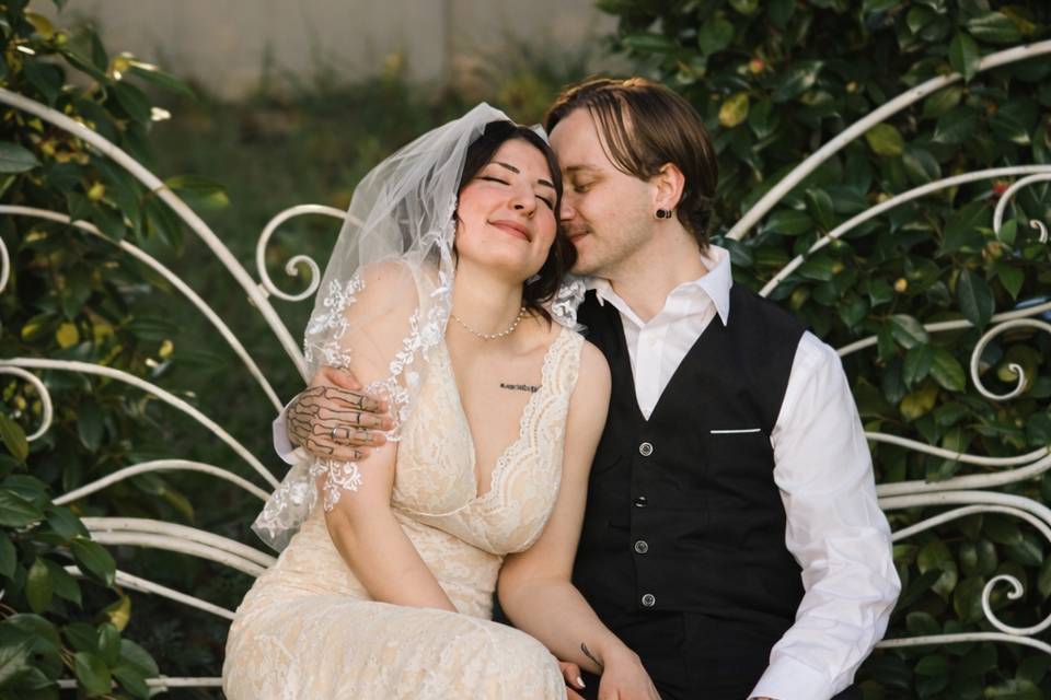 Seated Romance