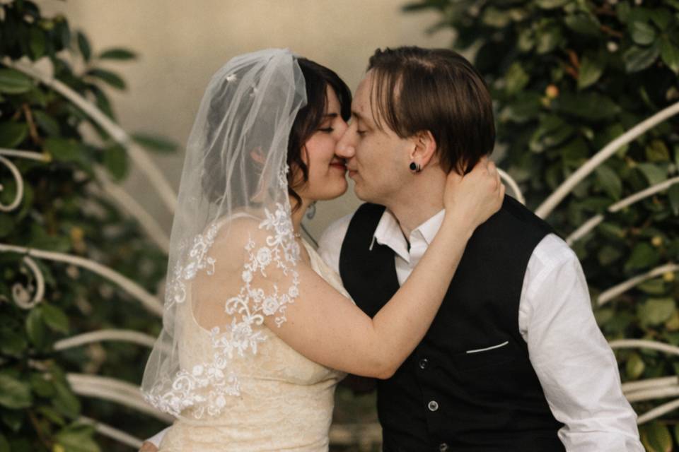 Soft Garden Kiss