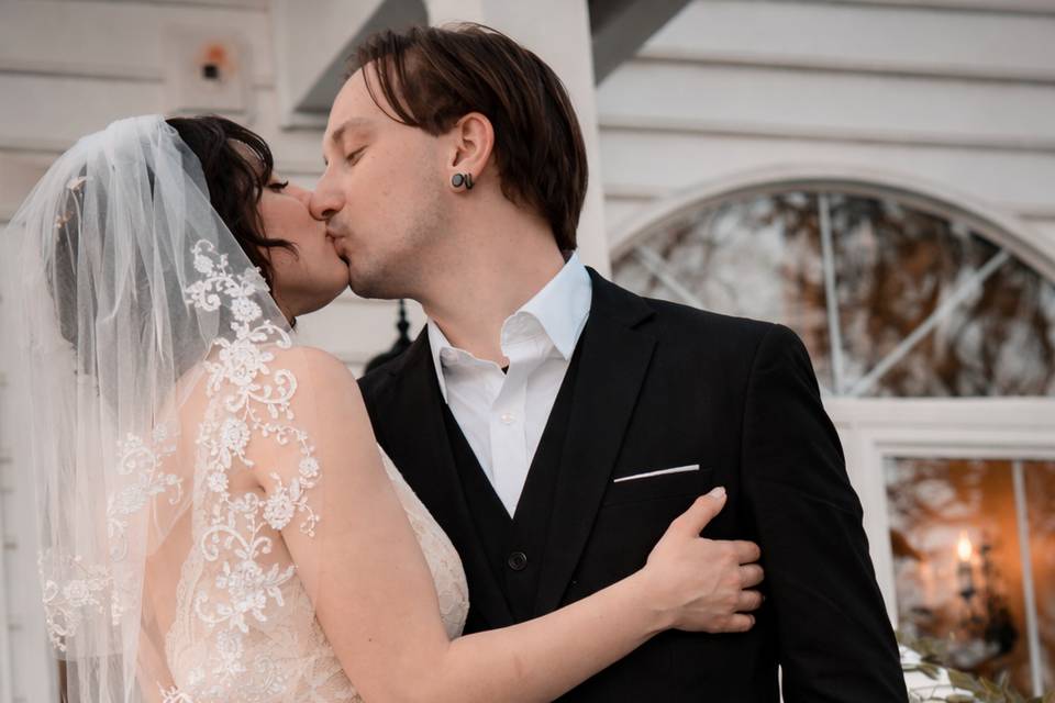 Bridal details that shine — ev