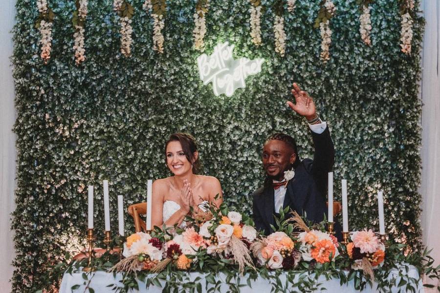 Greenery Wall and Head Table